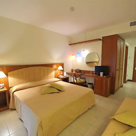 Club Portogreco Üdülőközpont 4*